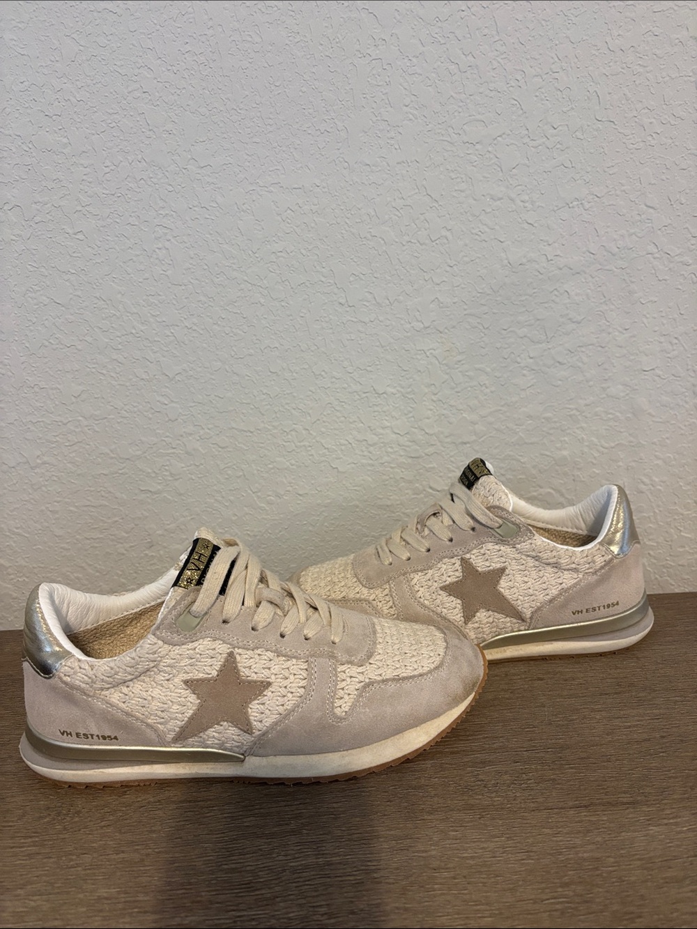 Vintage Havana Cream and Taupe Star Sneakers